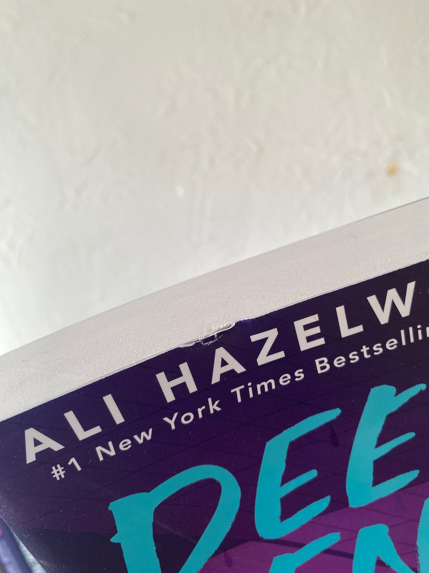 Deep End | Ali Hazelwood DAÑADO