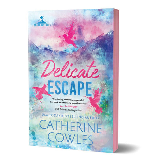 PRE-ORDEN- Delicate Escape (Deluxe Edition) by Catherine CowlesTARDA DE 2-5 SEMANAS EN LLEGAR A PARTIR DEL 18 DE MARZO