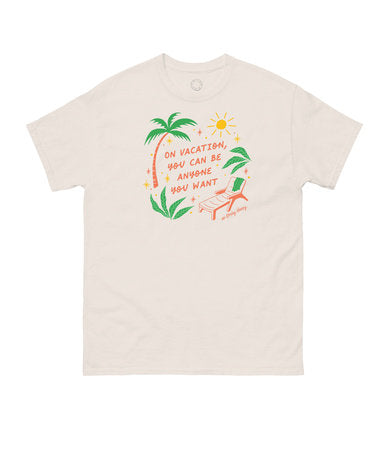 PRE-ORDEN- Emily Henry: On Vacation You Can Be Anyone Unisex T-Shirt TARDA DE 2-5 SEMANAS EN LLEGAR