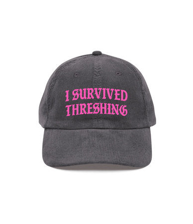 PRE-ORDEN- Fourth Wing: I Survived Threshing Hat TARDA DE 2-5 SEMANAS EN LLEGAR A PARTIR DEL 30 DE SEPTIEMBRE