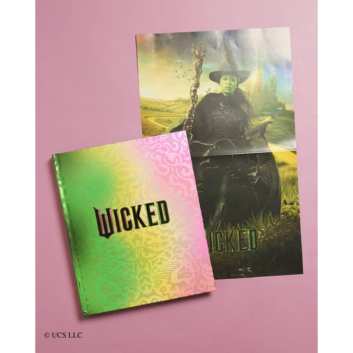 PREORDEN -WICKED: The Official Visual Companion – by Universal Pictures Target Exclusive (Hardcover) | 2 A 4 SEMANAS EN LLEGAR