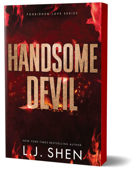 PRE-ORDEN- Handsome Devil by L.J. Shen TARDA DE 2-5 SEMANAS EN LLEGAR A PARTIR DEL 12 DE AGOSTO