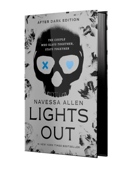 PRE-ORDEN- Lights Out (Collector's Edition) (Into Darkness Series #1) by Navessa Allen TARDA DE 2-5 SEMANAS EN LLEGAR A PARTIR DEL 14 DE OCTUBRE